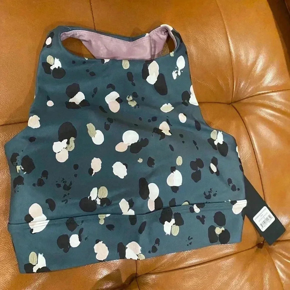 Wear it to Heart Active Wear Set Size Small NWT - Picture 7 of 7